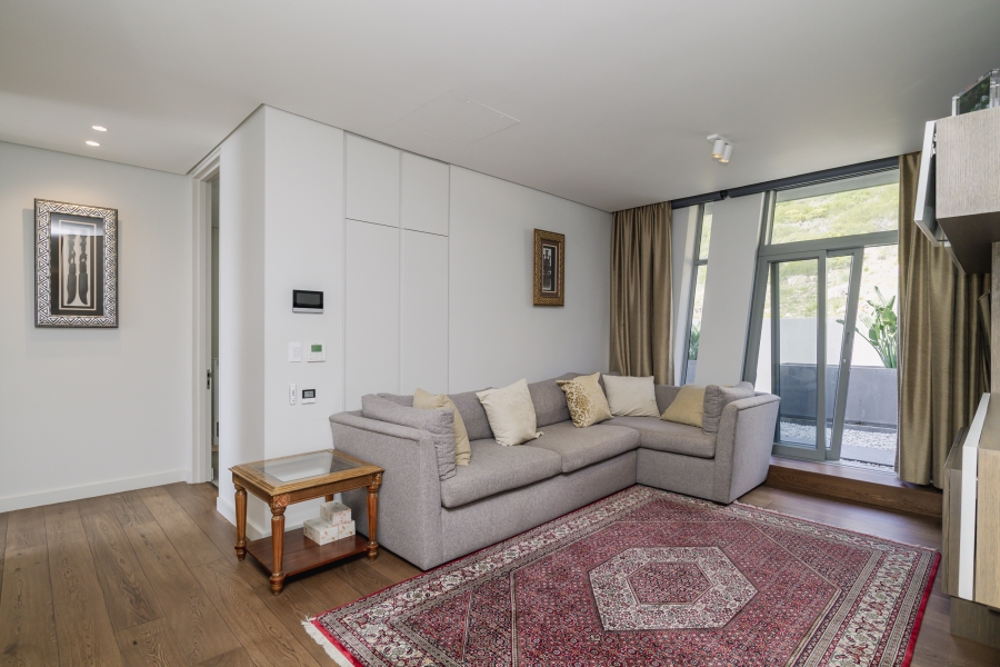 4 Bedroom Property for Sale in Fresnaye Western Cape